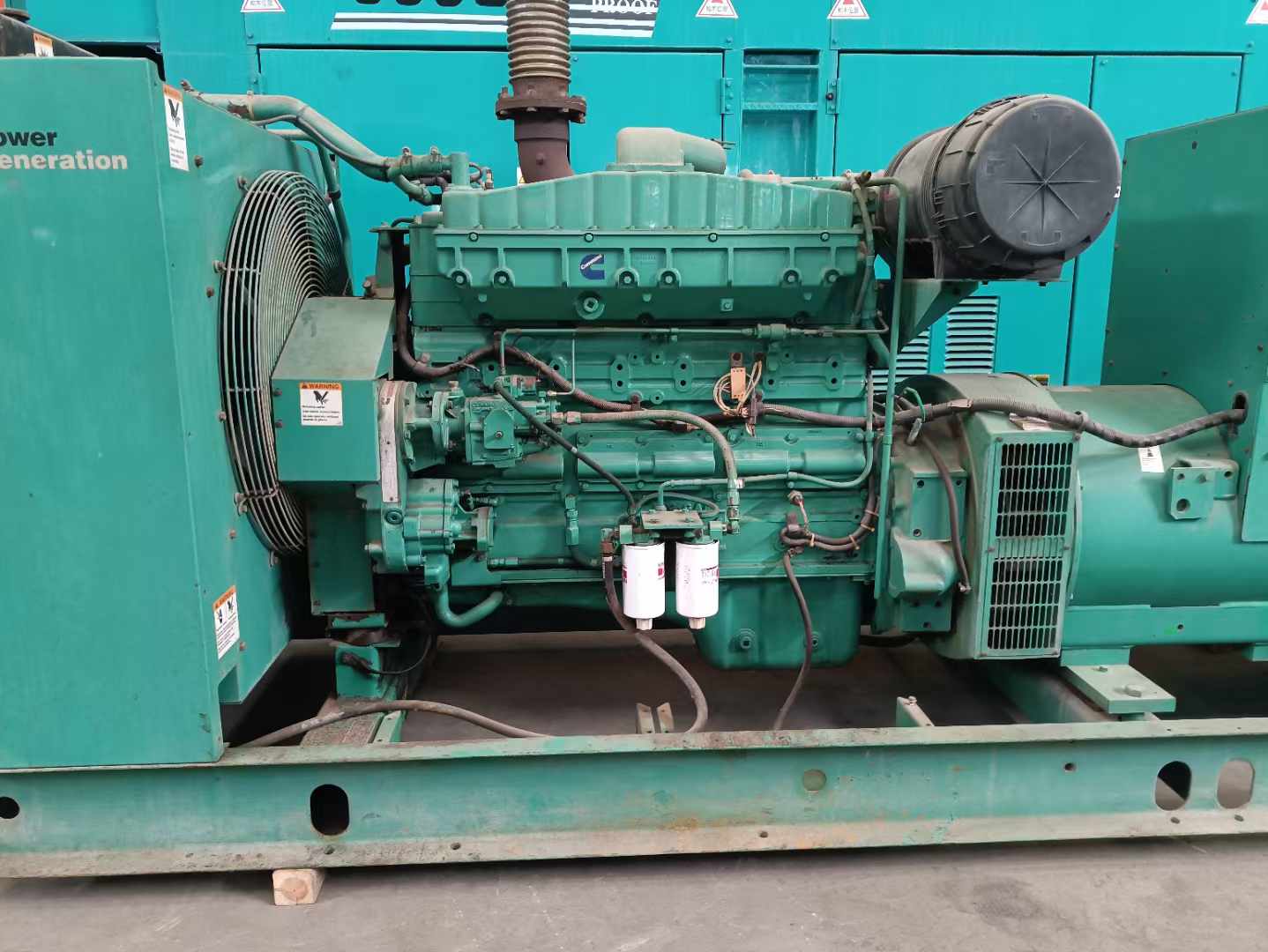 电白过载会对 600kW 柴油发电机组造成哪些损害？